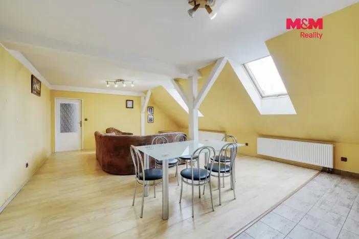Prodej rodinného domu, Bohy, 152 m2