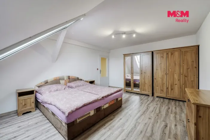 Prodej rodinného domu, Bohy, 152 m2
