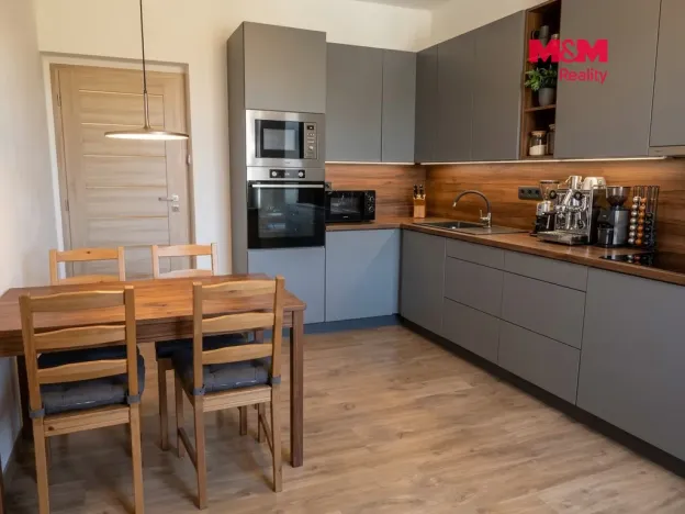 Pronájem bytu 3+1, Opava, Krnovská, 120 m2