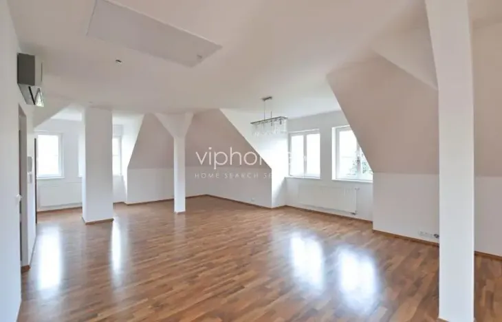 Pronájem vily, Praha - Smíchov, 413 m2