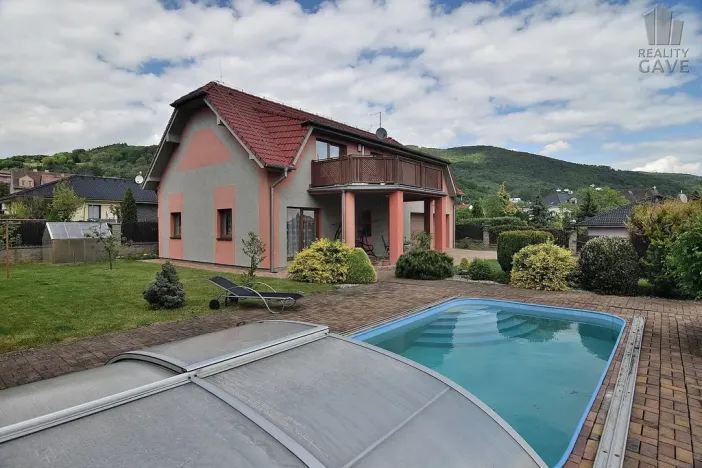 Prodej rodinného domu, Krupka, Letná, 212 m2