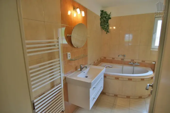 Prodej rodinného domu, Krupka, Letná, 212 m2