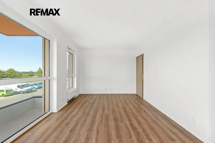 Prodej bytu 2+kk, Praha - Černý Most, Arnošta Valenty, 49 m2