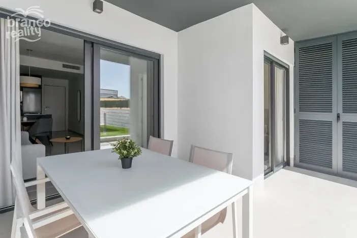 Prodej bytu 3+kk, Torrevieja, Alicante, Španělsko, 78 m2