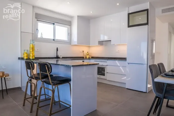 Prodej rodinného domu, Los Alcazares, Murcia, Španělsko, 106 m2