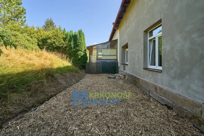 Pronájem bytu 2+1, Stará Paka, Tovární, 60 m2