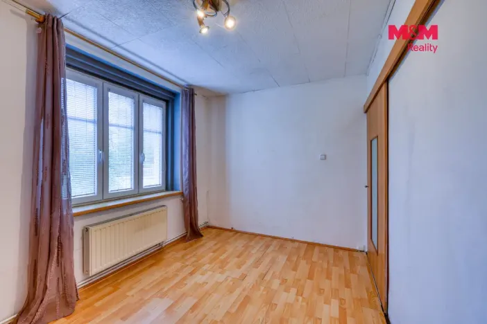 Pronájem bytu 2+1, Karlovy Vary - Bohatice, Na Výšině, 45 m2