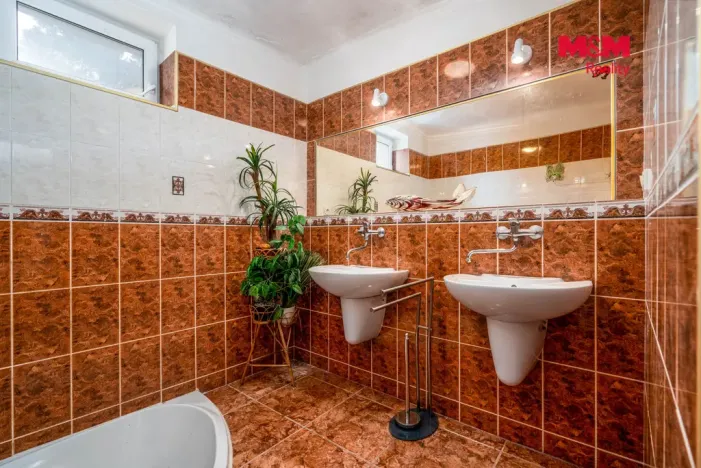 Prodej rodinného domu, Dolany nad Vltavou - Dolany, K Jezu, 370 m2