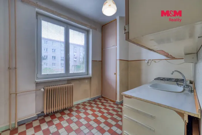 Prodej bytu 3+1, Nýrsko, Sídliště I, 56 m2