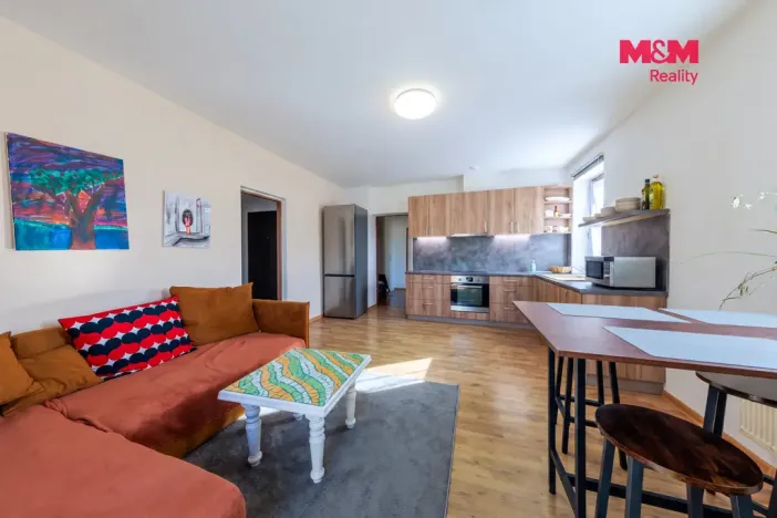 Prodej rodinného domu, Bečov nad Teplou, nám. 5. května, 351 m2