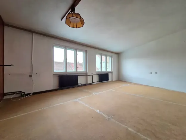 Prodej rodinného domu, Holasice, 182 m2