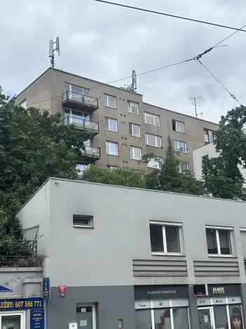 Prodej bytu 4+kk, Praha - Smíchov, U dvou srpů, 64 m2