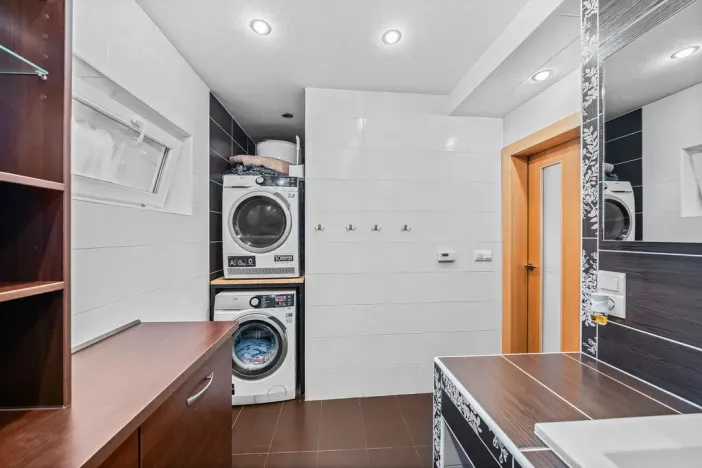 Prodej rodinného domu, Kdyně - Dobříkov, 195 m2
