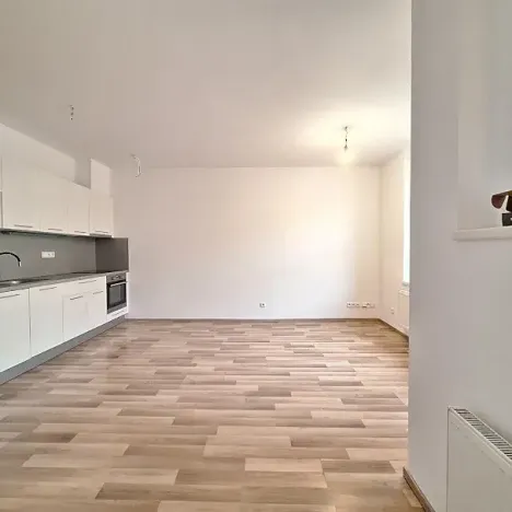 Pronájem bytu 3+kk, Praha - Žižkov, Roháčova, 80 m2