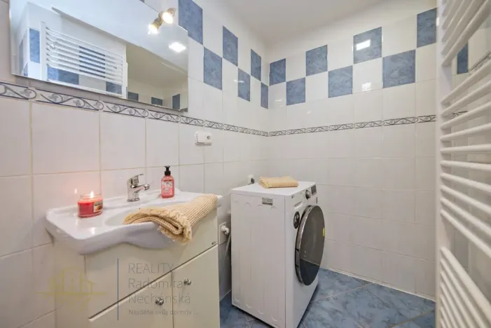Prodej rodinného domu, Hovorčovice, Stará náves, 118 m2