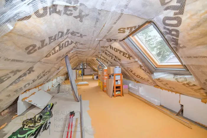 Prodej rodinného domu, Hovorčovice, Stará náves, 118 m2