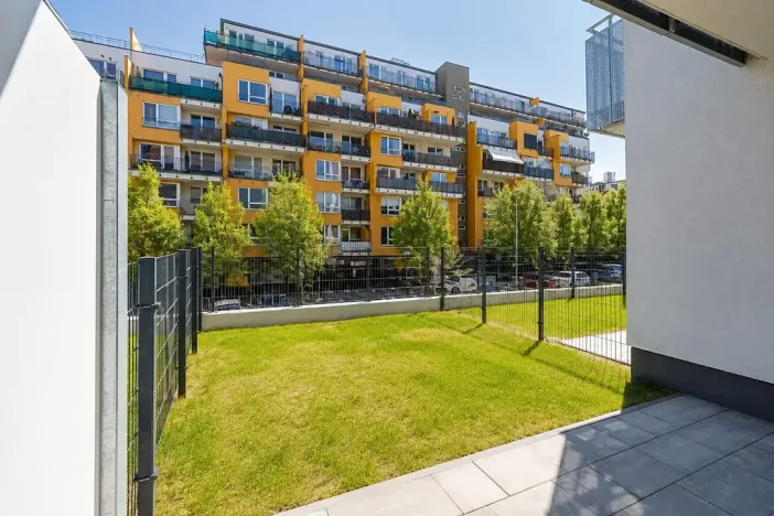 Pronájem bytu 1+kk, Praha - Vysočany, Gerstelova, 32 m2