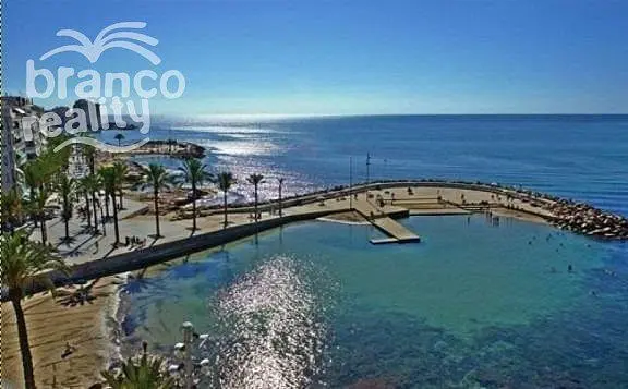 Prodej bytu 4+kk, Torrevieja, Alicante, Španělsko, 98 m2