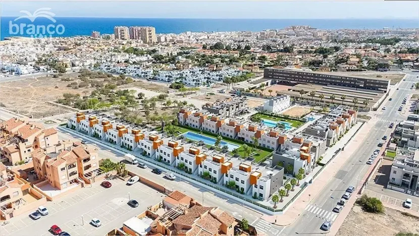 Prodej rodinného domu, Torrevieja, Alicante, Španělsko, 79 m2