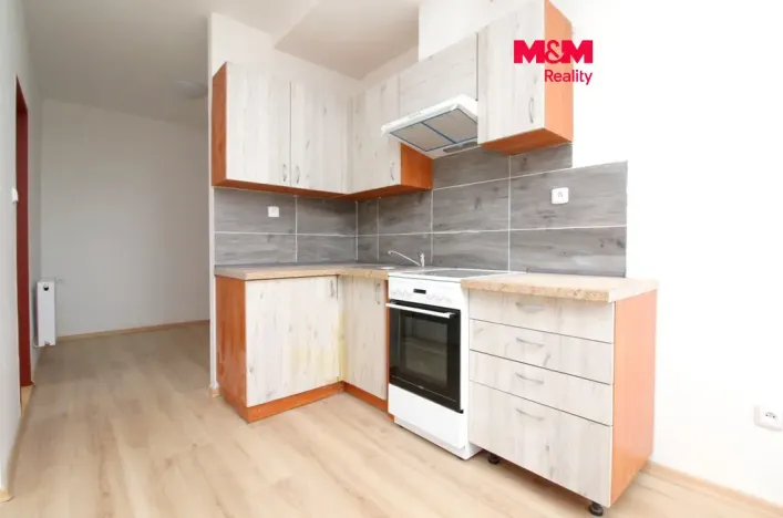 Pronájem bytu 2+kk, Trutnov - Střední Předměstí, Horská, 45 m2