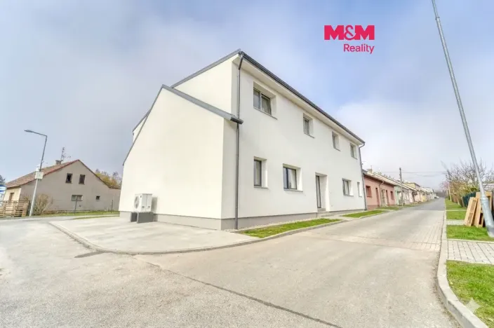 Pronájem bytu 2+kk, Tlučná, Tlučenská kolonie, 41 m2