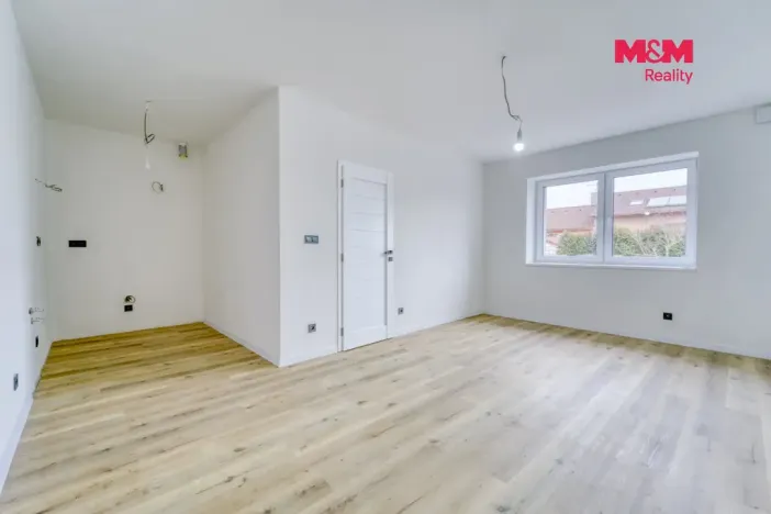 Pronájem bytu 2+kk, Tlučná, Tlučenská kolonie, 41 m2