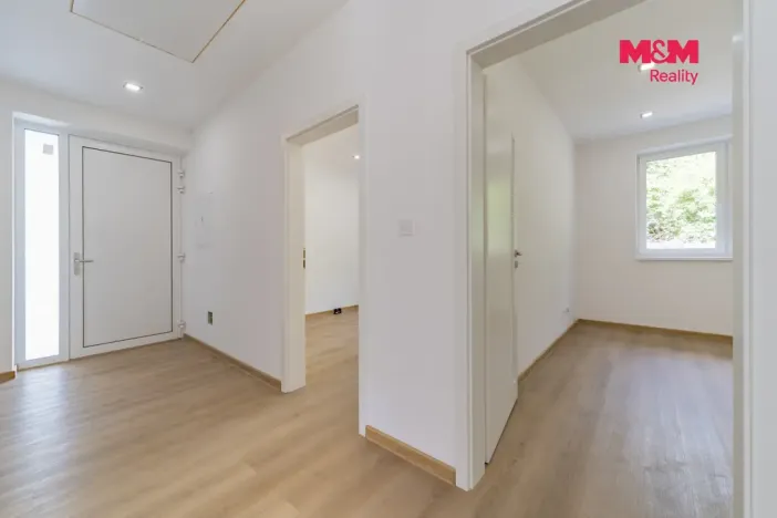 Prodej rodinného domu, Dasnice, 77 m2
