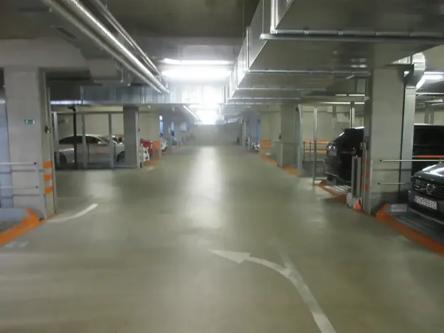 Pronájem garážového stání, Brno, Preslova, 12 m2