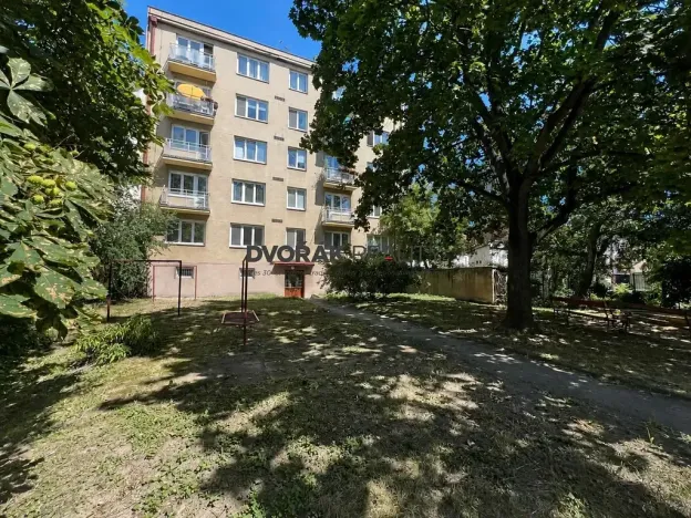 Prodej bytu 3+1, Praha - Braník, Branická, 65 m2