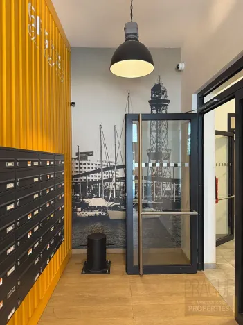 Prodej bytu 2+kk, Praha - Strašnice, Počernická, 50 m2