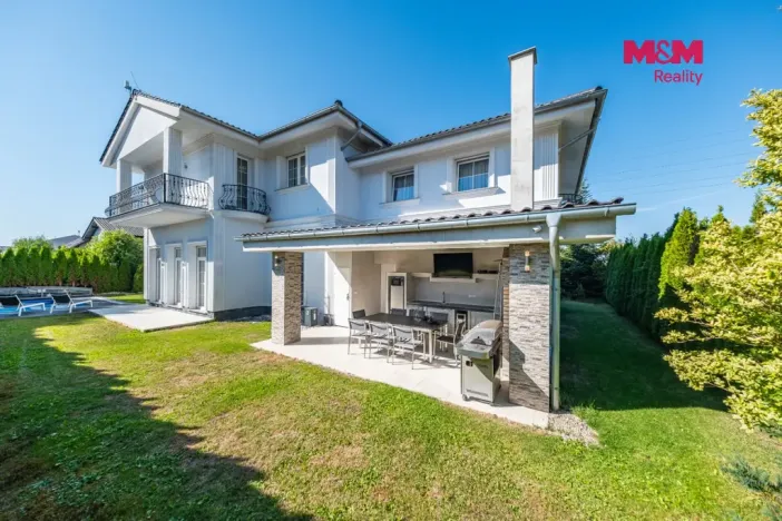 Prodej rodinného domu, Šestajovice, U Váhy, 356 m2