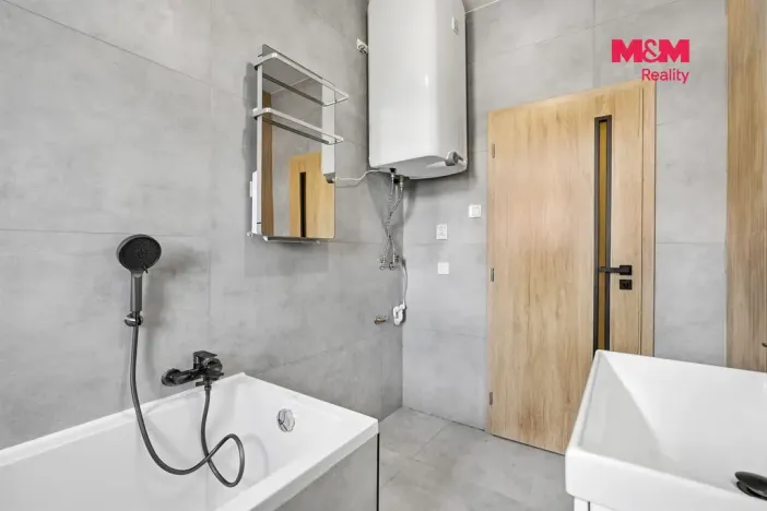 Prodej bytu 2+kk, Hrádek nad Nisou, Revoluční, 47 m2