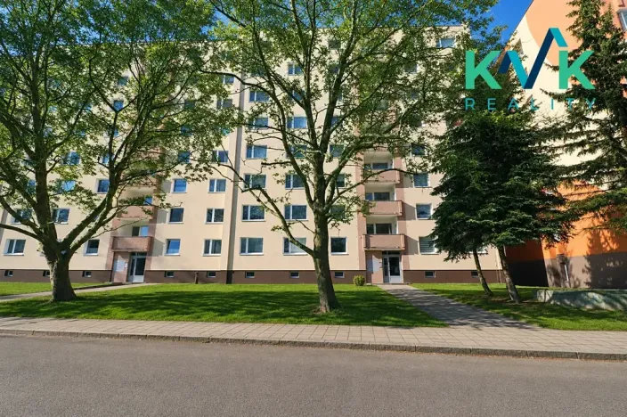 Prodej bytu 3+1, Karlovy Vary, Konečná, 82 m2