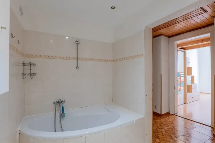 Prodej bytu 3+1, Praha - Malá Strana, Petřínská, 76 m2