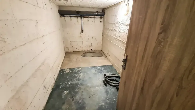 Pronájem skladu, Brno, Hrnčířská, 6 m2