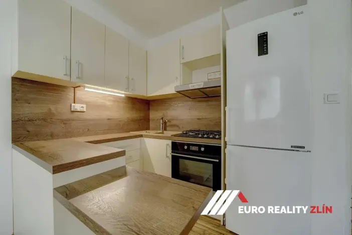 Prodej bytu 1+1, Zlín, 2. května, 34 m2