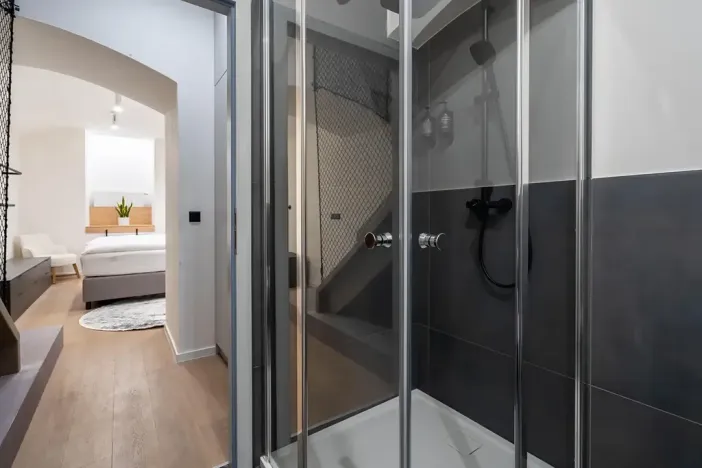 Prodej atypického bytu, Praha - Karlín, Prvního pluku, 50 m2