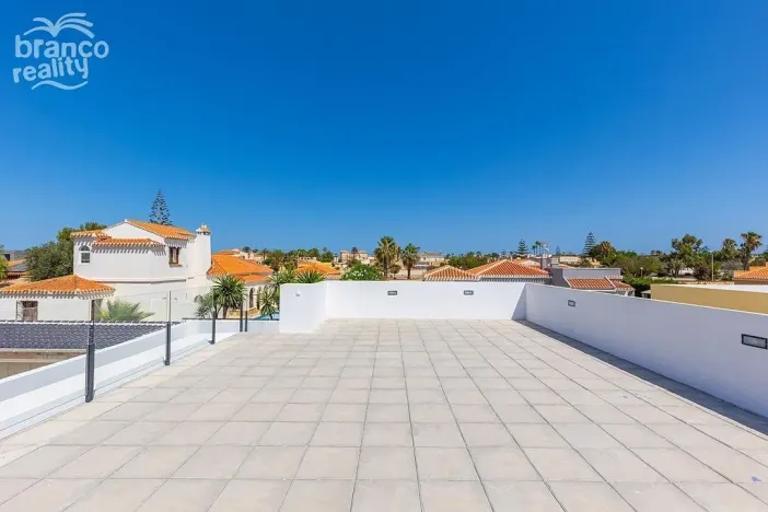 Prodej rodinného domu, Torrevieja, Alicante, Španělsko, 120 m2