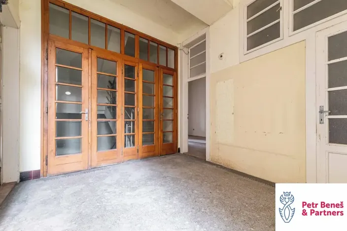 Prodej obchodního prostoru, Rakovník, Husovo náměstí, 622 m2