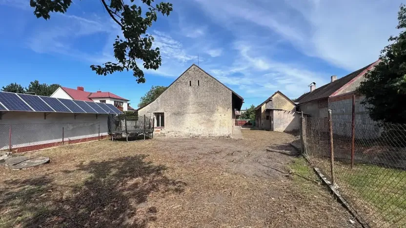 Prodej rodinného domu, Břehy, Bahníkova, 198 m2