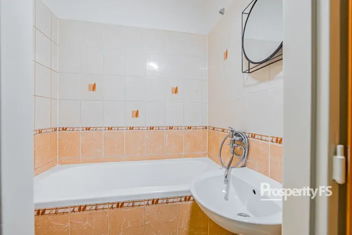 Prodej bytu 1+1, Karviná - Ráj, Školská, 35 m2