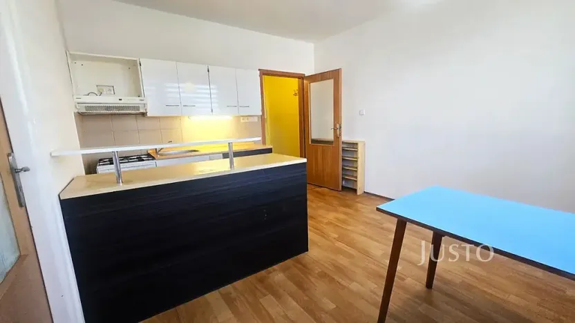 Pronájem bytu 1+1, Písek, nábřeží 1. máje, 42 m2
