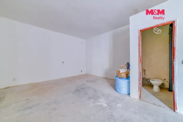 Prodej obchodního prostoru, Aš, Nádražní, 94 m2