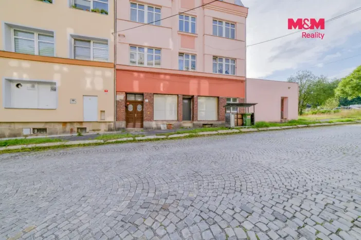 Prodej obchodního prostoru, Aš, Nádražní, 94 m2