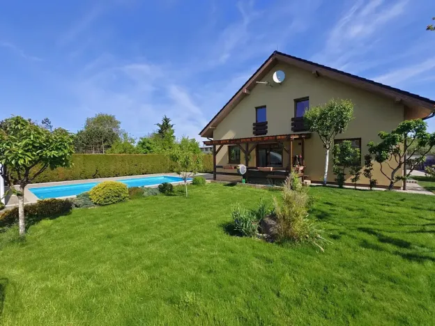Prodej rodinného domu, Nový Vestec, U Tří Cest, 224 m2