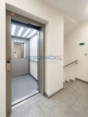 Prodej bytu 1+kk, České Budějovice, České Vrbné, 45 m2
