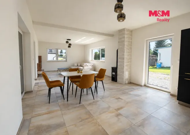 Prodej rodinného domu, Šumavské Hoštice, 180 m2
