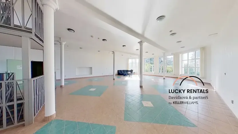 Pronájem bytu 2+kk, Průhonice, U Křížku, 44 m2
