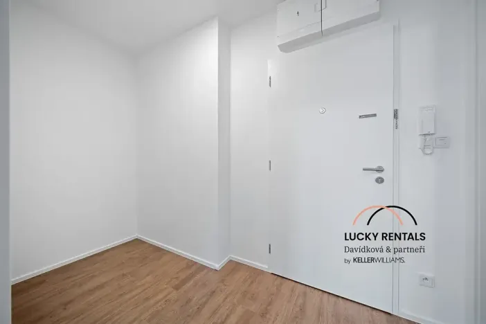 Pronájem bytu 1+kk, Praha - Chodov, Horynova, 32 m2