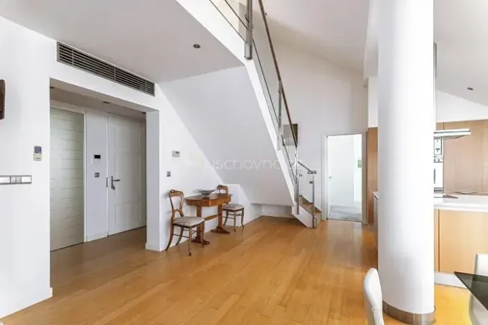 Pronájem bytu 4+kk, Praha - Smíchov, Kroftova, 182 m2